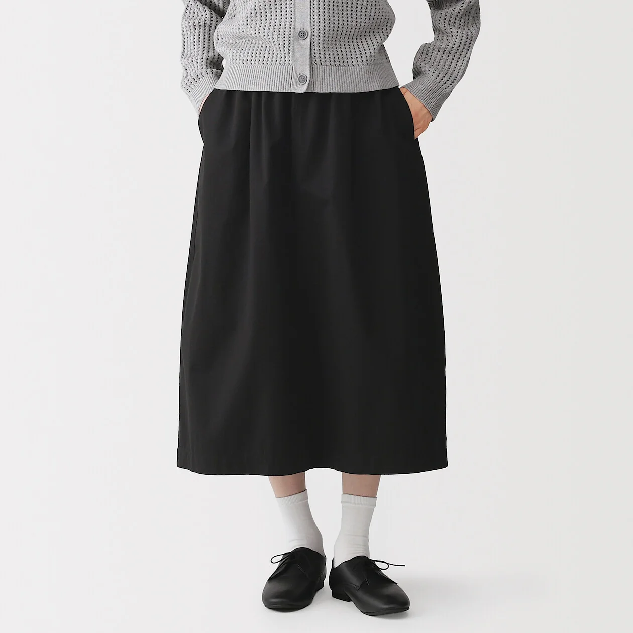 New In Clothing & Accessories